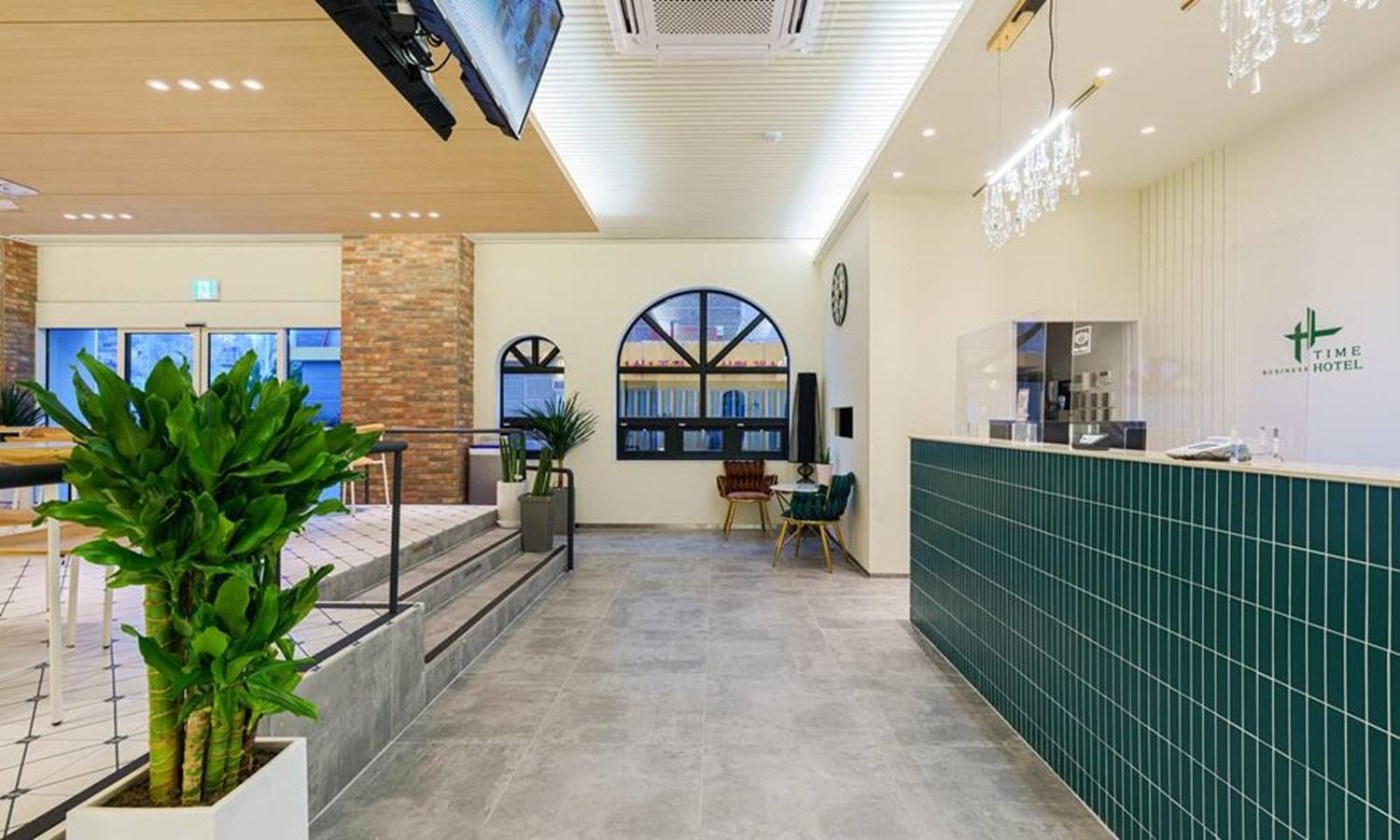 Gumi Time Hotel Екстериор снимка