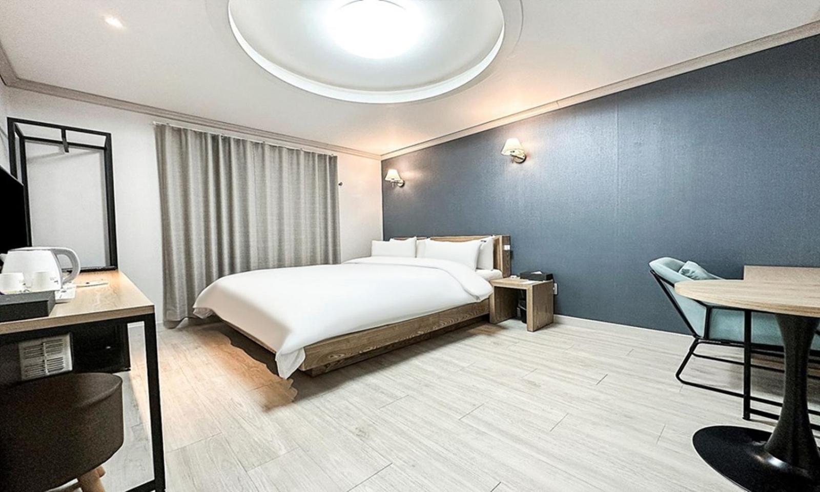 Gumi Time Hotel Екстериор снимка